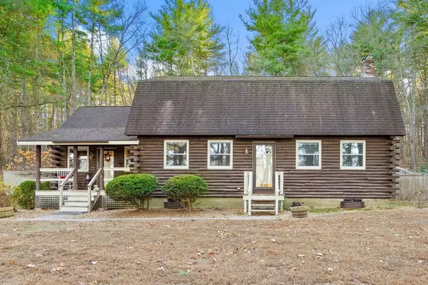 Holliston, MA 01746,160 Winter