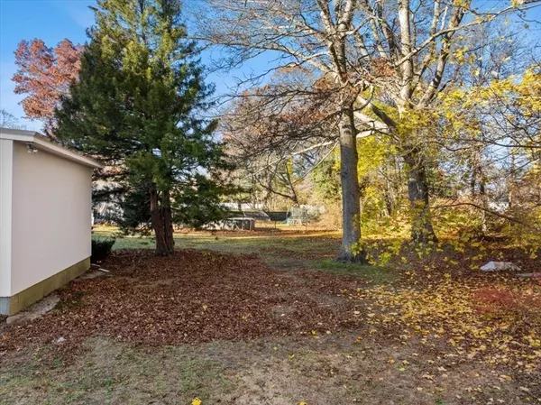 Taunton, MA 02780,24 Highland Ter