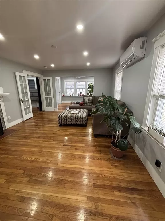 Lynn, MA 01904,44 Rockdale Ave