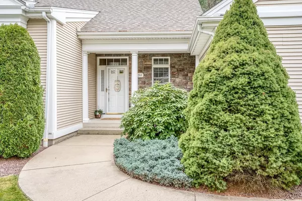 Wilbraham, MA 01095,54 High Pine Cir #54