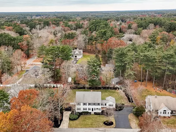 Duxbury, MA 02332,12 Spruce Ln