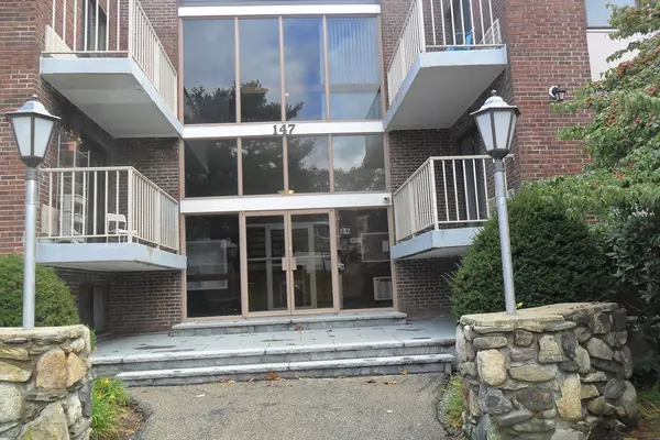 147 Turner Rd #114, Holliston, MA 01746