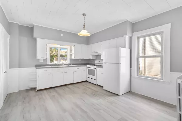 New Bedford, MA 02740,135 Sycamore St