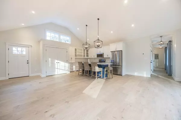 Westborough, MA 01581,15 Warren Street #1