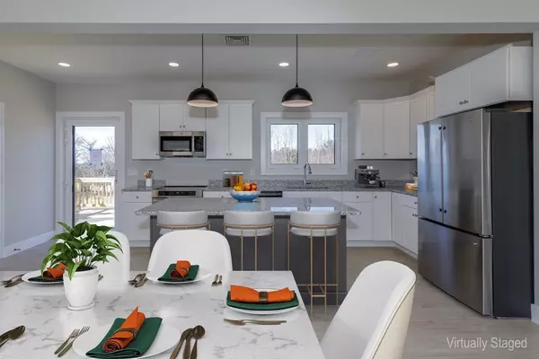 Hudson, NH 03051,21 Windsor Lane #B