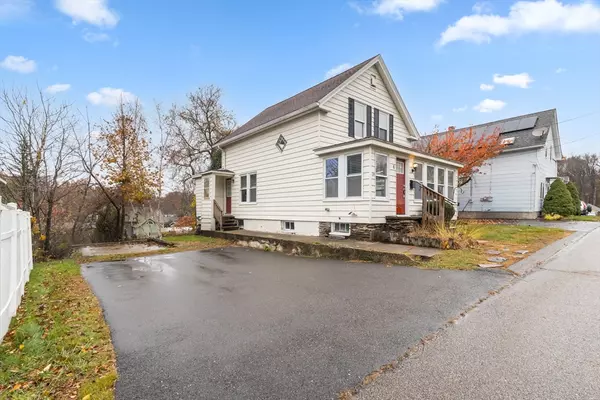 Auburn, MA 01501,6 Newton St