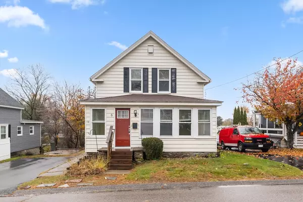 6 Newton St, Auburn, MA 01501
