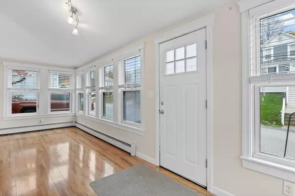 Auburn, MA 01501,6 Newton St