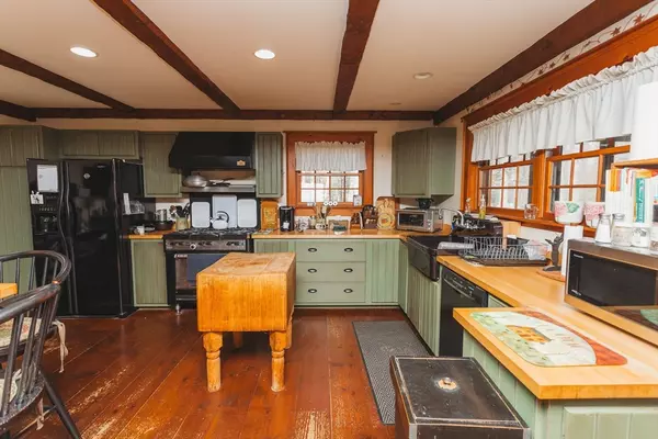 Charlemont, MA 01339,559 Tea St