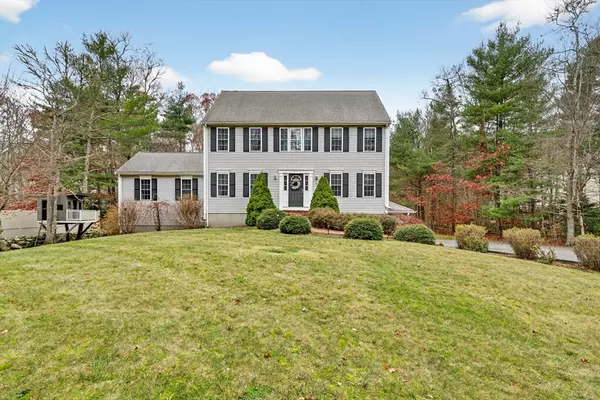 60 Lakeside Ave, Lakeville, MA 02347