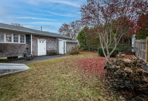 New Bedford, MA 02740,295 Commonwealth Ave