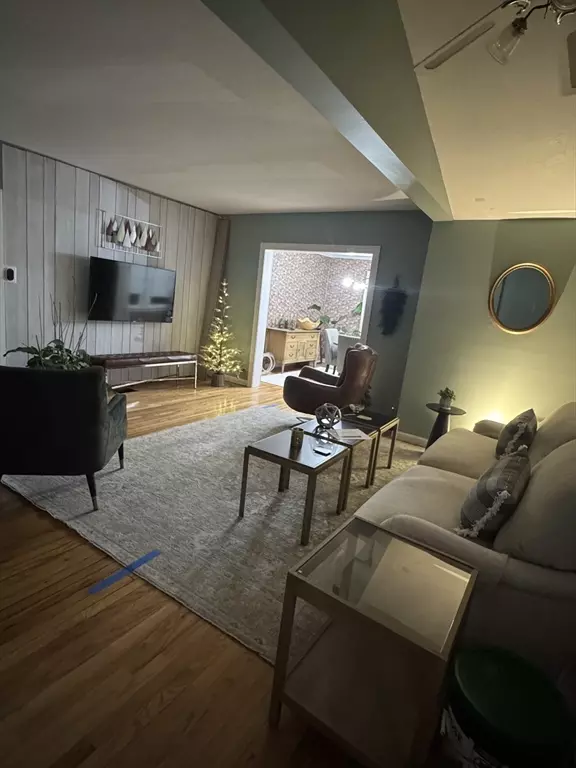 South Hadley, MA 01075,120 Camden St