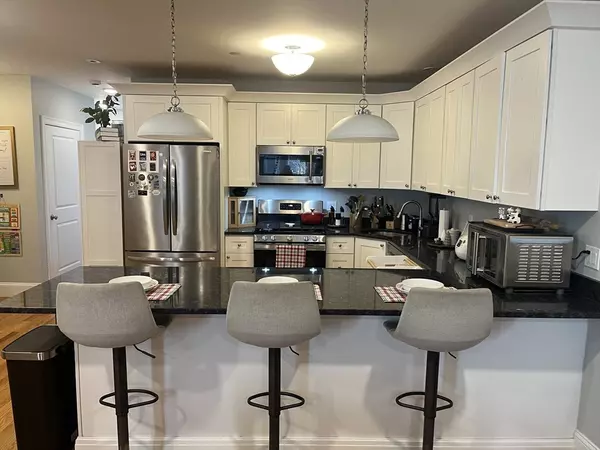 Boston, MA 02132,45 Spring Street #17