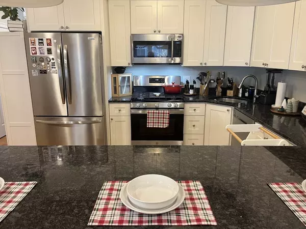 Boston, MA 02132,45 Spring Street #17