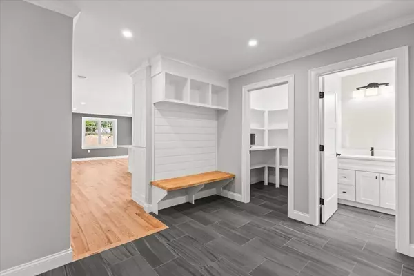 Hanson, MA 02341,15 Elm Place