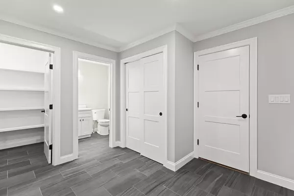 Hanson, MA 02341,15 Elm Place