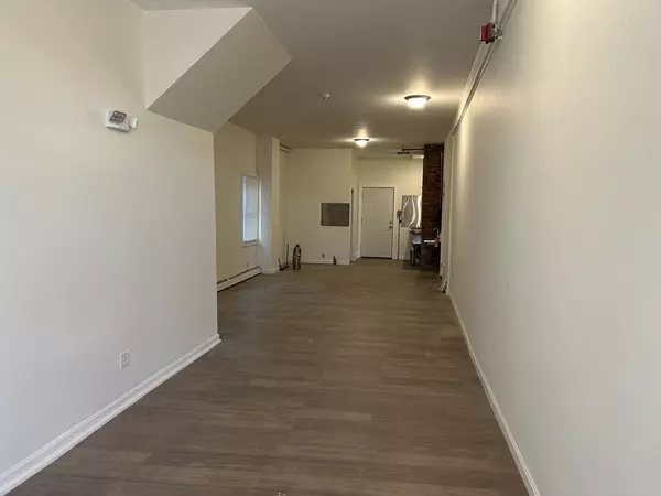 Beverly, MA 01915,265 Rantoul St