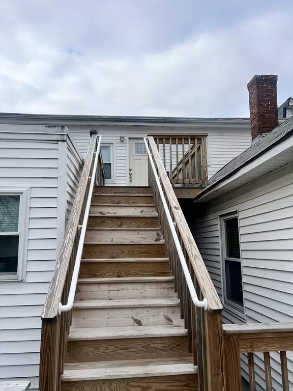 North Attleboro, MA 02760,111 East St #7