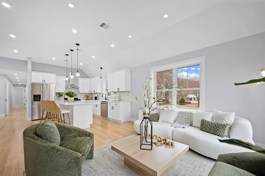 69 Readville St #B, Boston, MA 02136