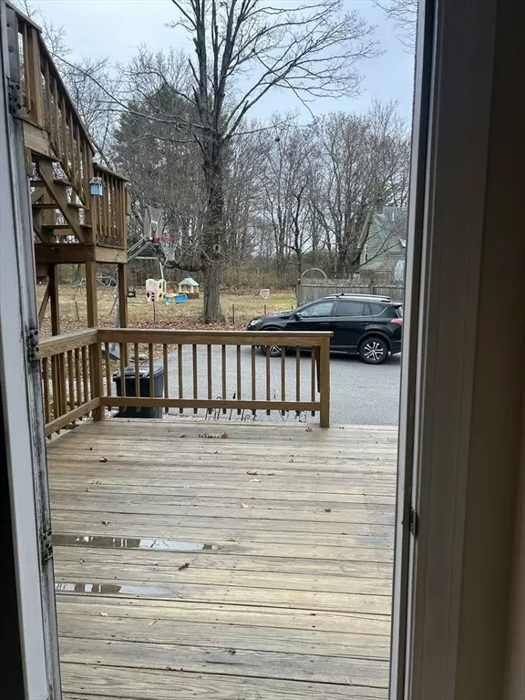 Medway, MA 02053,31 Wellington Street #1