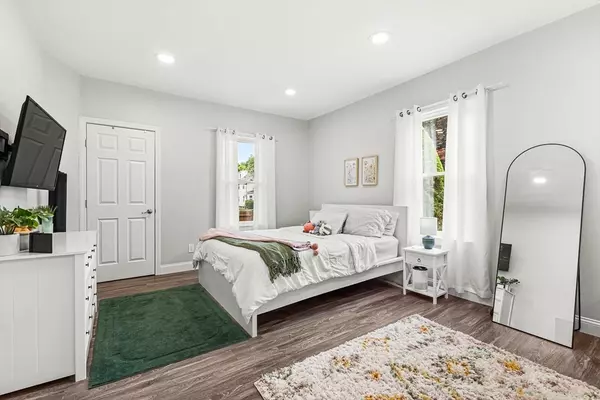 Winchester, MA 01890,29 Harvard Street #1