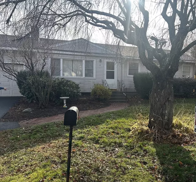 4 Meadowview Lane, Milford, MA 01757