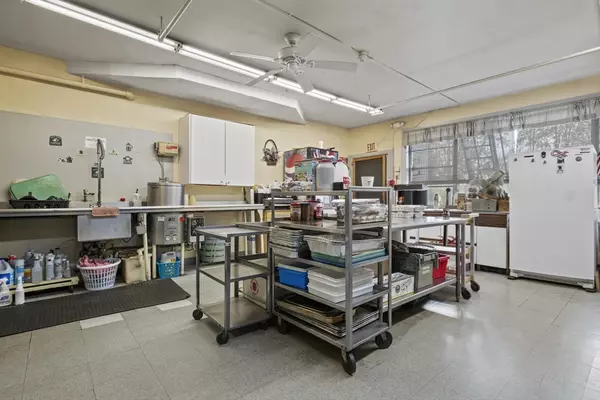 Lowell, MA 01851,94 Princeton Boulevard