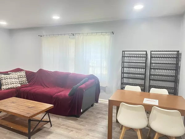 Boston, MA 02135,11 Lake Shore Ct #2