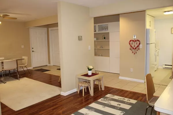 Leicester, MA 01524,75 Huntoon Memorial Hwy #1-2