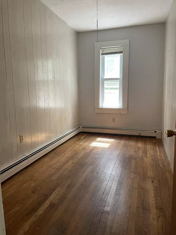 Plymouth, MA 02360,4 Prince St #1