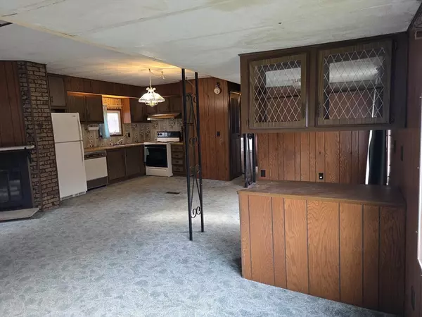 Lunenburg, MA 01462,1790 Mass Avenue #3