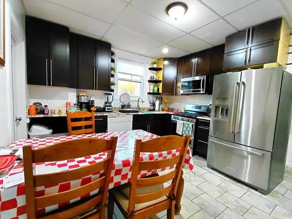 Lowell, MA 01850,195-197 Ludlam St