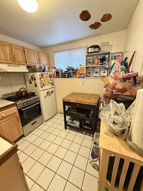 Boston, MA 02130,108 Perkins St., #4