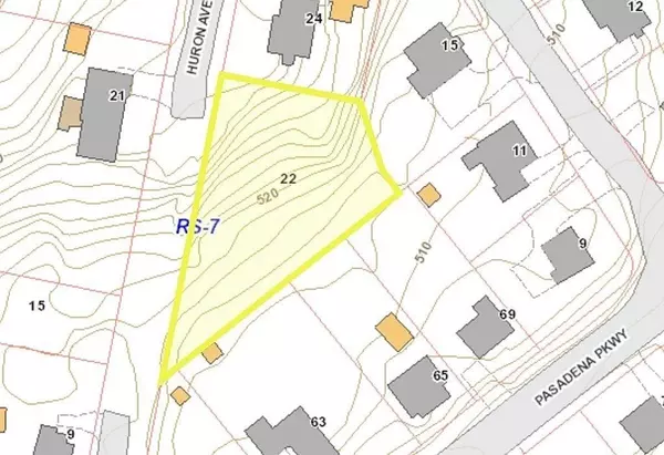 Worcester, MA 01605,22 Huron Ave