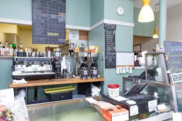 Boston, MA 02130,55 South St