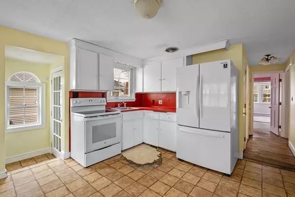 Salem, MA 01970,2 Hillside Ave