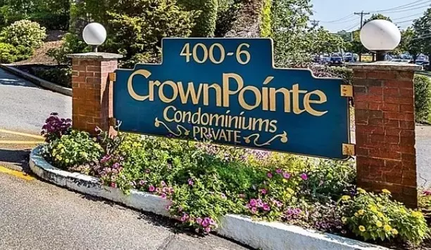 Swampscott, MA 01907,404 Paradise Rd #2N