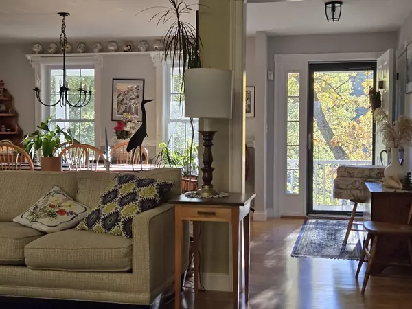 Groton, MA 01450,34 Shattuck Street