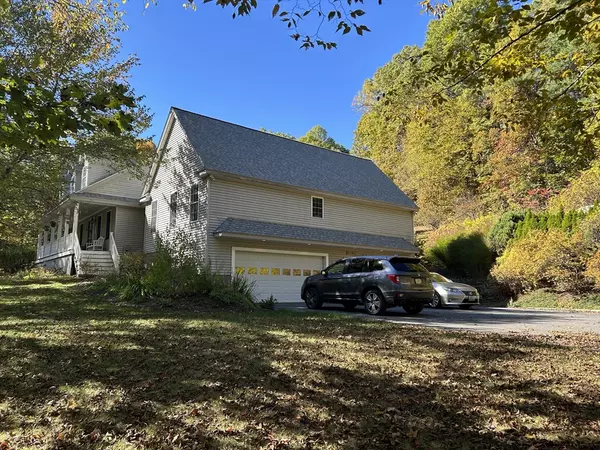 Groton, MA 01450,34 Shattuck Street