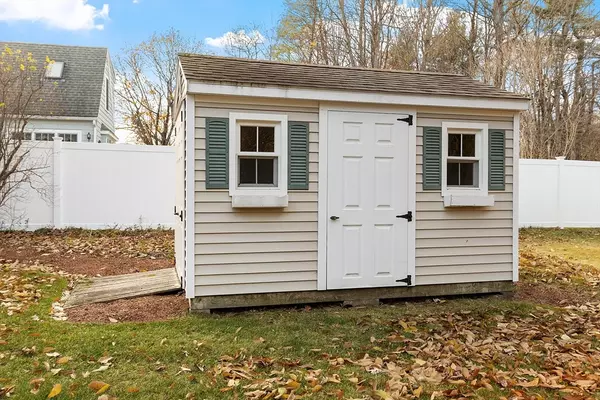 Rutland, MA 01543,7 Prescott Street