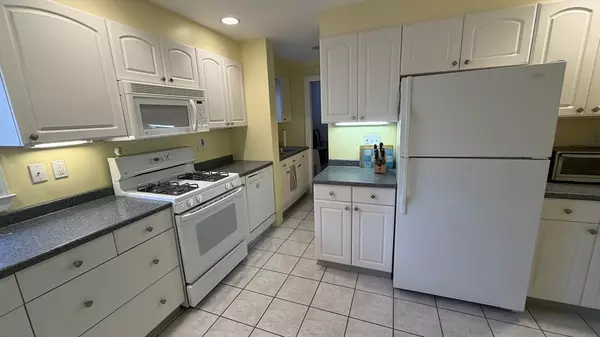 11 Pearl Street #1, Belmont, MA 02478