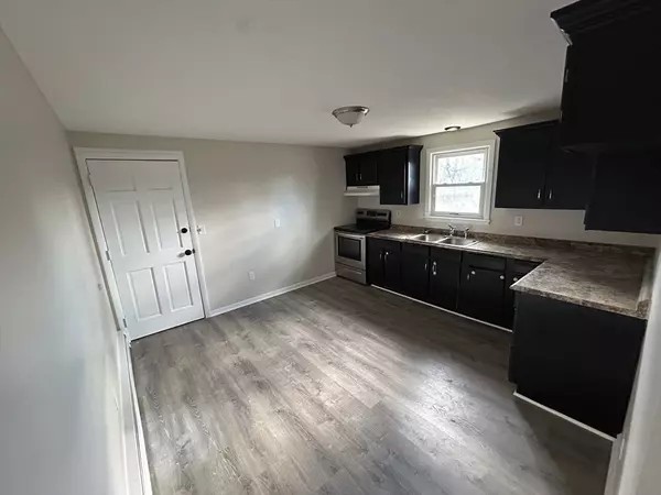 Webster, MA 01570,31 Joyce St #6