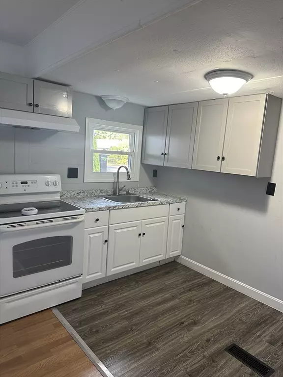 Marlborough, MA 01752,181 Boston Post Rd E #31