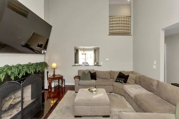 Springfield, MA 01108,21 Brentwood St