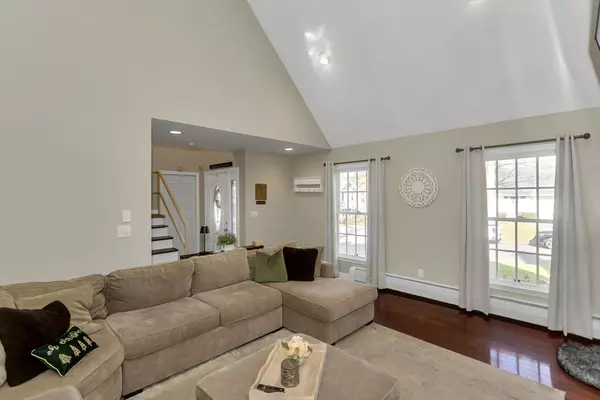 Springfield, MA 01108,21 Brentwood St