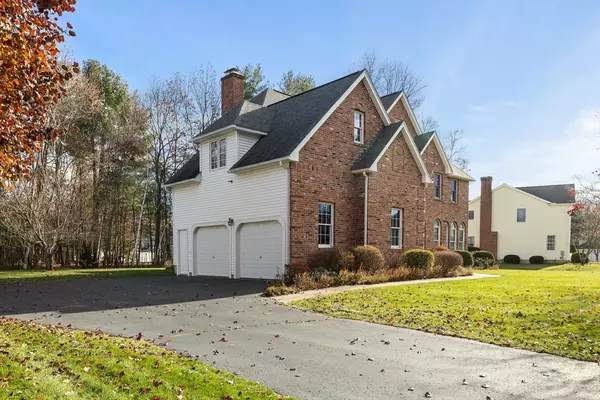 Westfield, MA 01085,161 Wildflower Circle