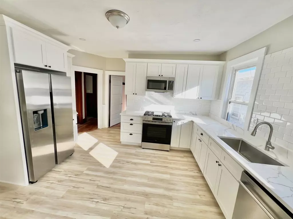 Somerville, MA 02145,22 Heath St #3