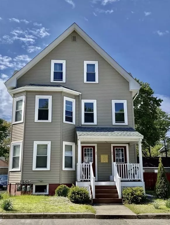25 John St. #3, Attleboro, MA 02703