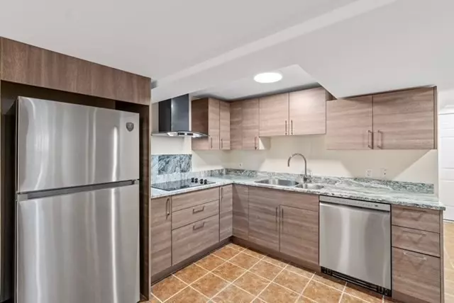 Marlborough, MA 01752,80 Emer Road #1