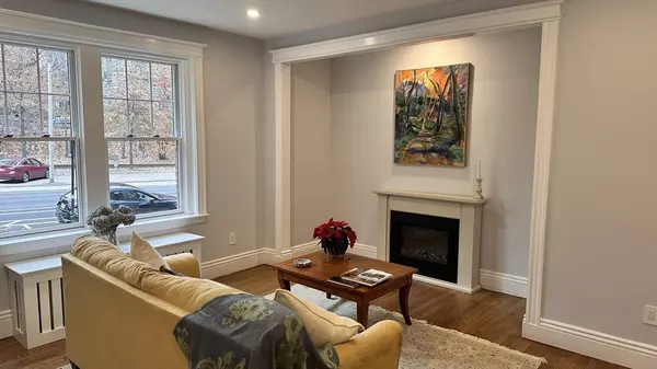 Brookline, MA 02446,1521 Beacon St #1